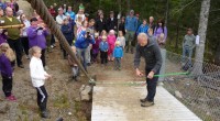 Naturmøteplassen og brua på Elgvadet ble behørig åpnet lørdag.